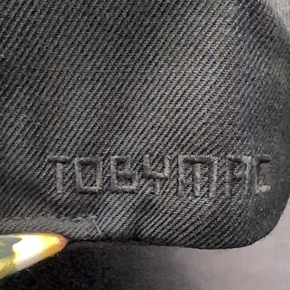 Toby Mac,Yupoong The Classic Men's Black/Floral Snapback Flat Bill Hat. - Picture 6 of 9